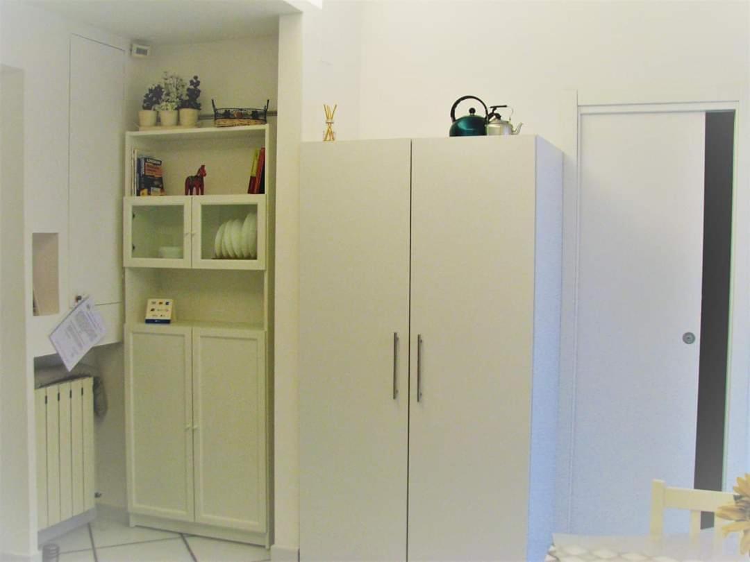 Poly'S House Bed and Breakfast Torre Annunziata Kamer foto