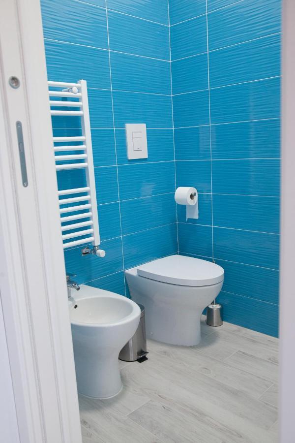 Poly'S House Bed and Breakfast Torre Annunziata Buitenkant foto