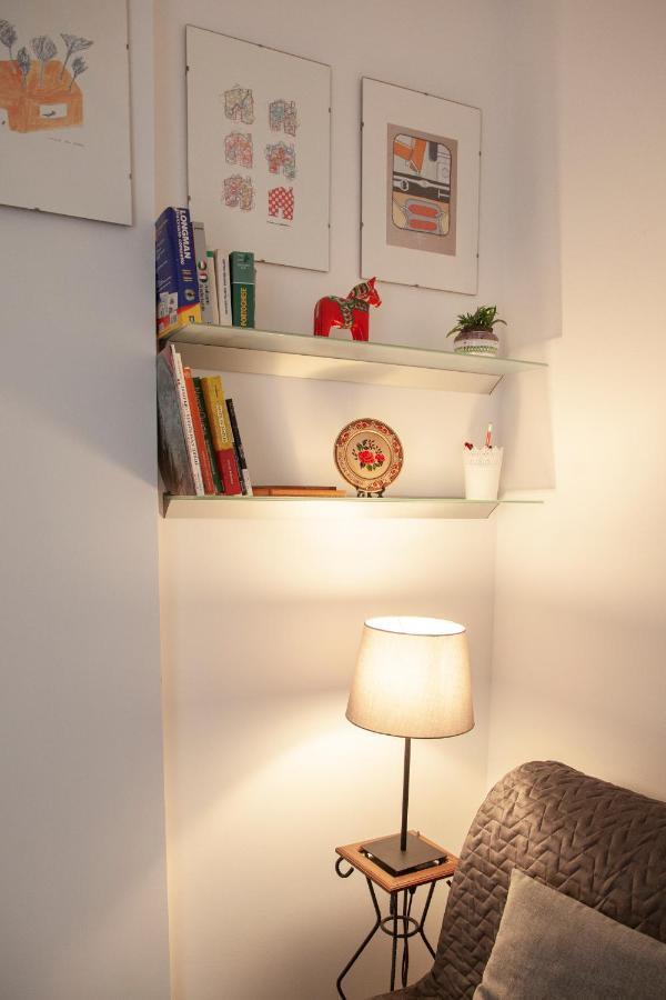Poly'S House Bed and Breakfast Torre Annunziata Buitenkant foto